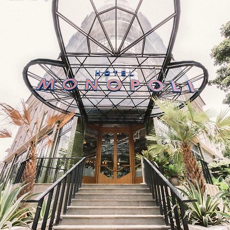 Hotel Monopoli Джакарта Екстериор снимка