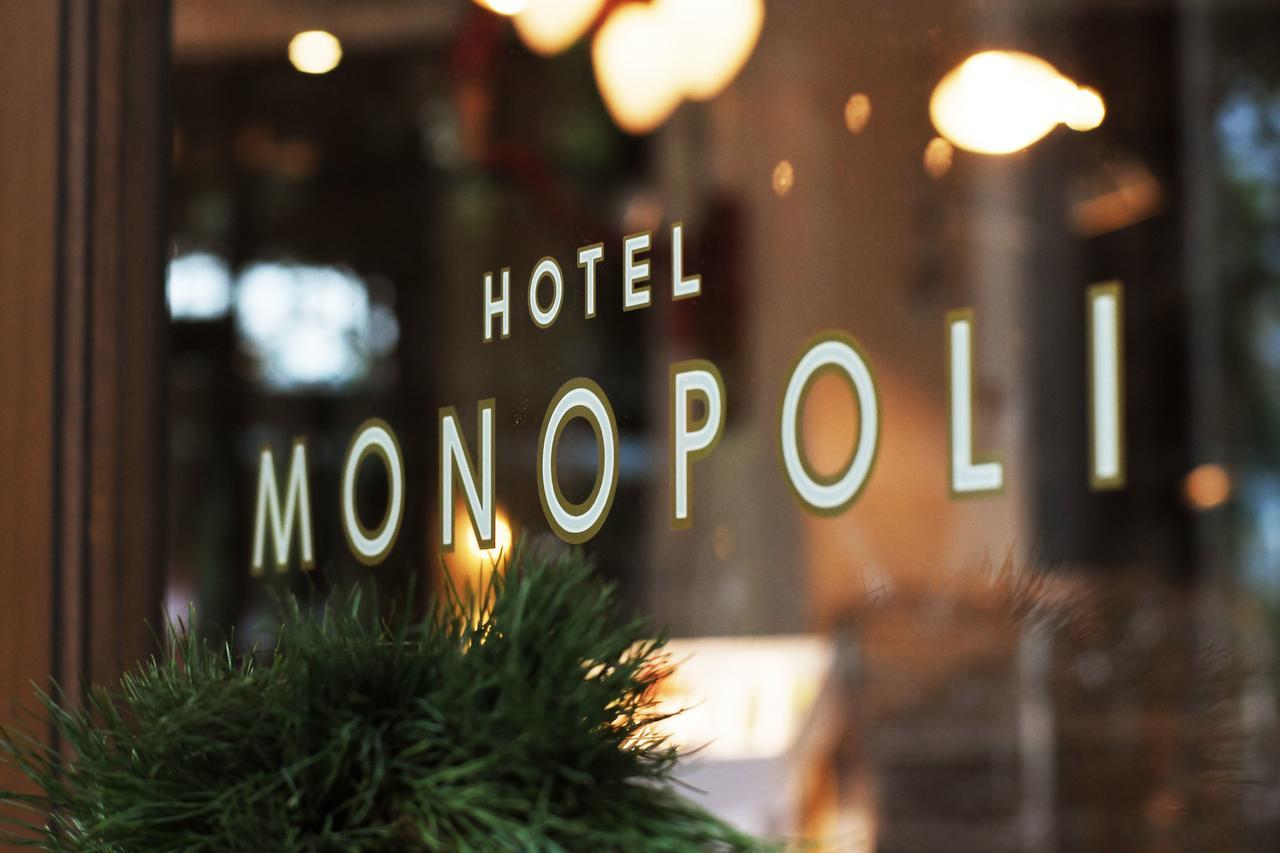 Hotel Monopoli Джакарта Екстериор снимка