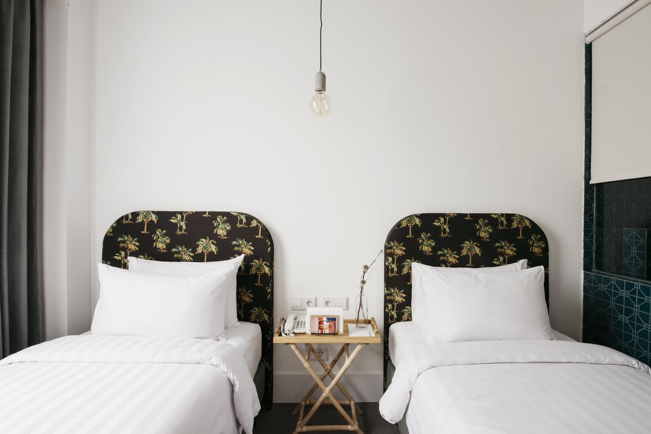 Hotel Monopoli Джакарта Екстериор снимка